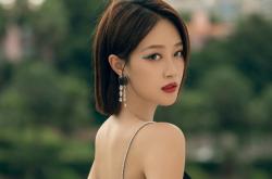 爱游戏tv-黄喜灿，从阴影到聚光灯，一场焦点战中的自我证明