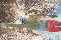 爱游戏官网-冰与火的碰撞，马克西关键节点连续得分，吉林队力克鹈鹕