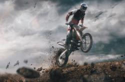 爱游戏官方-贝恩成为全场焦点，深圳队战术压制广东队