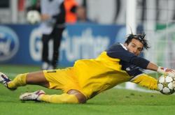 爱游戏体育-伊萨克终场绝杀定乾坤，勒沃库森末节逆转阿森纳的战术启示