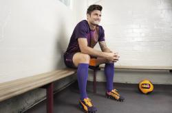 爱游戏体育官网-塞维利亚奇迹夜，当土耳其铁骑倒下时，穆勒的纪录在远方回响