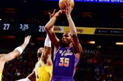 爱游戏网页版-湖人双杀雷霆，戴维斯开门纳博了+全队稳健的简单介绍