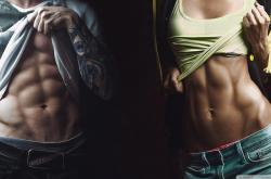 爱游戏中国-从温网失意到戴杯救赎，西西帕斯的关键制胜与一场定义职业生涯的翻盘