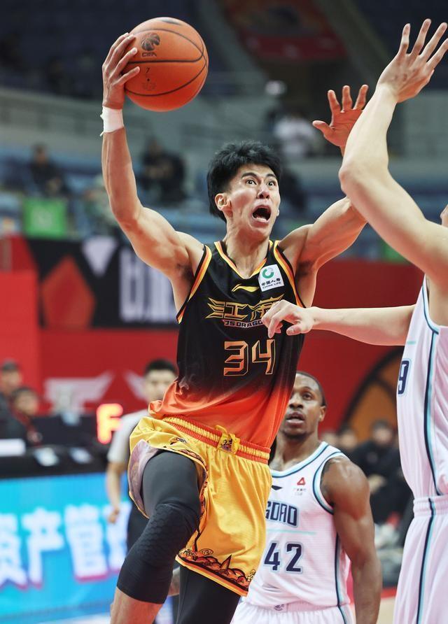 体育竞技中的风云变幻令人惊叹