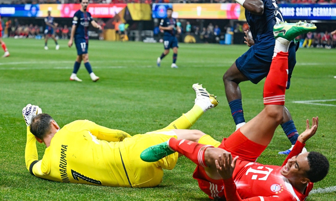 关于紧张氛围笼罩足球场,谁能一触即发胜利的信息 关于紧张氛围笼罩足球场,谁能一触即发胜利的信息