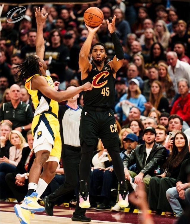 热火不敌凯尔特人遭逆转,步行者出局的简单介绍 热火不敌凯尔特人遭逆转,步行者出局的简单介绍