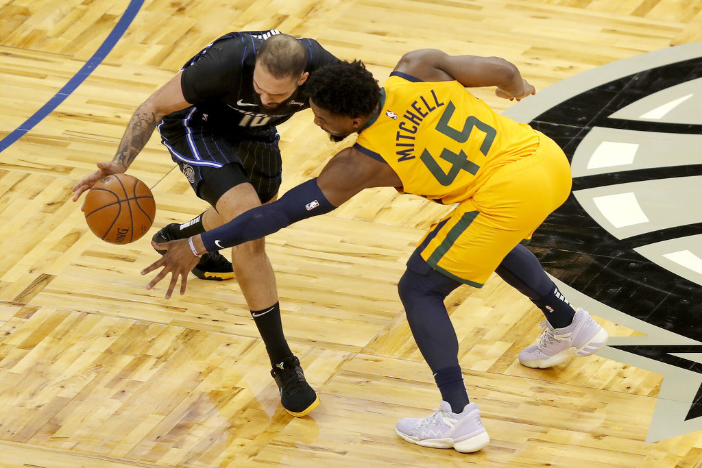 辽宁队绝杀魔术，戈贝尔统治全场