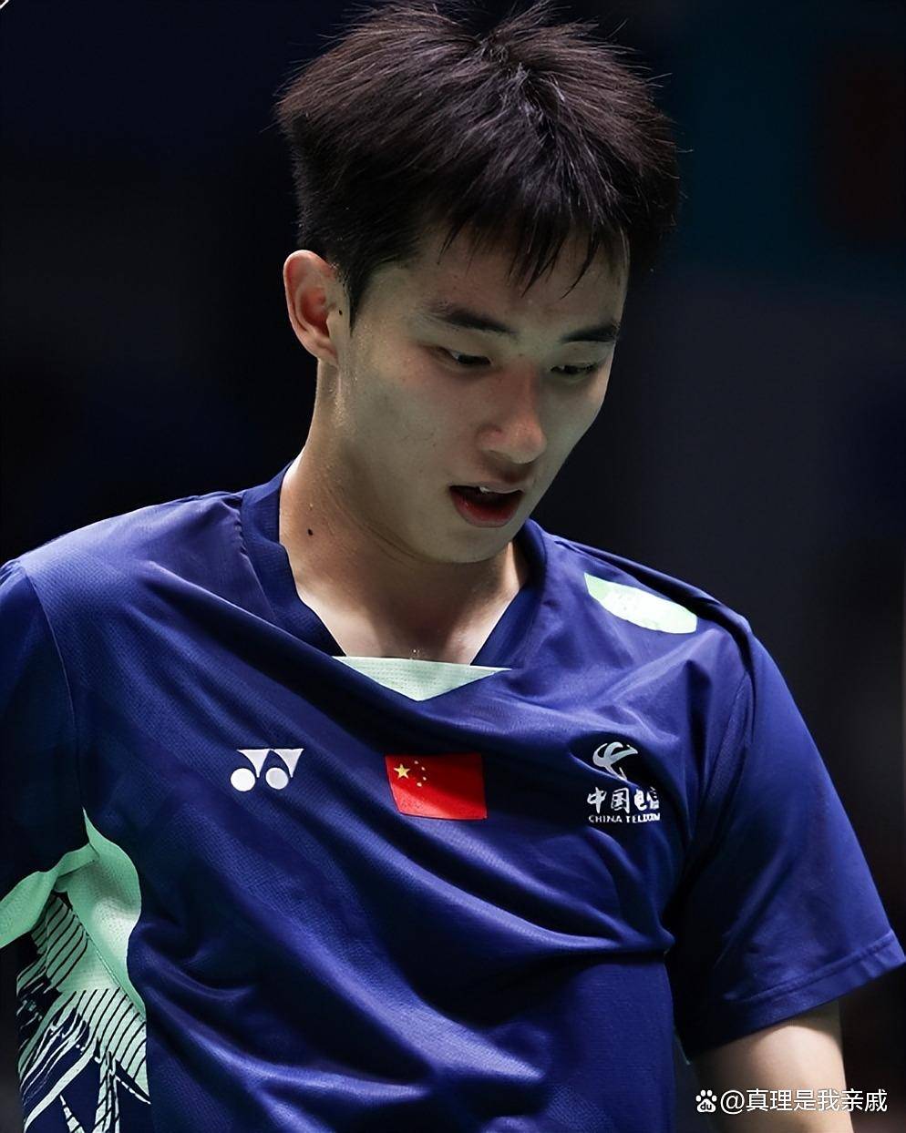 包含韩国羽毛球队强势中国羽毛球队，安赛龙打破历史纪录的词条