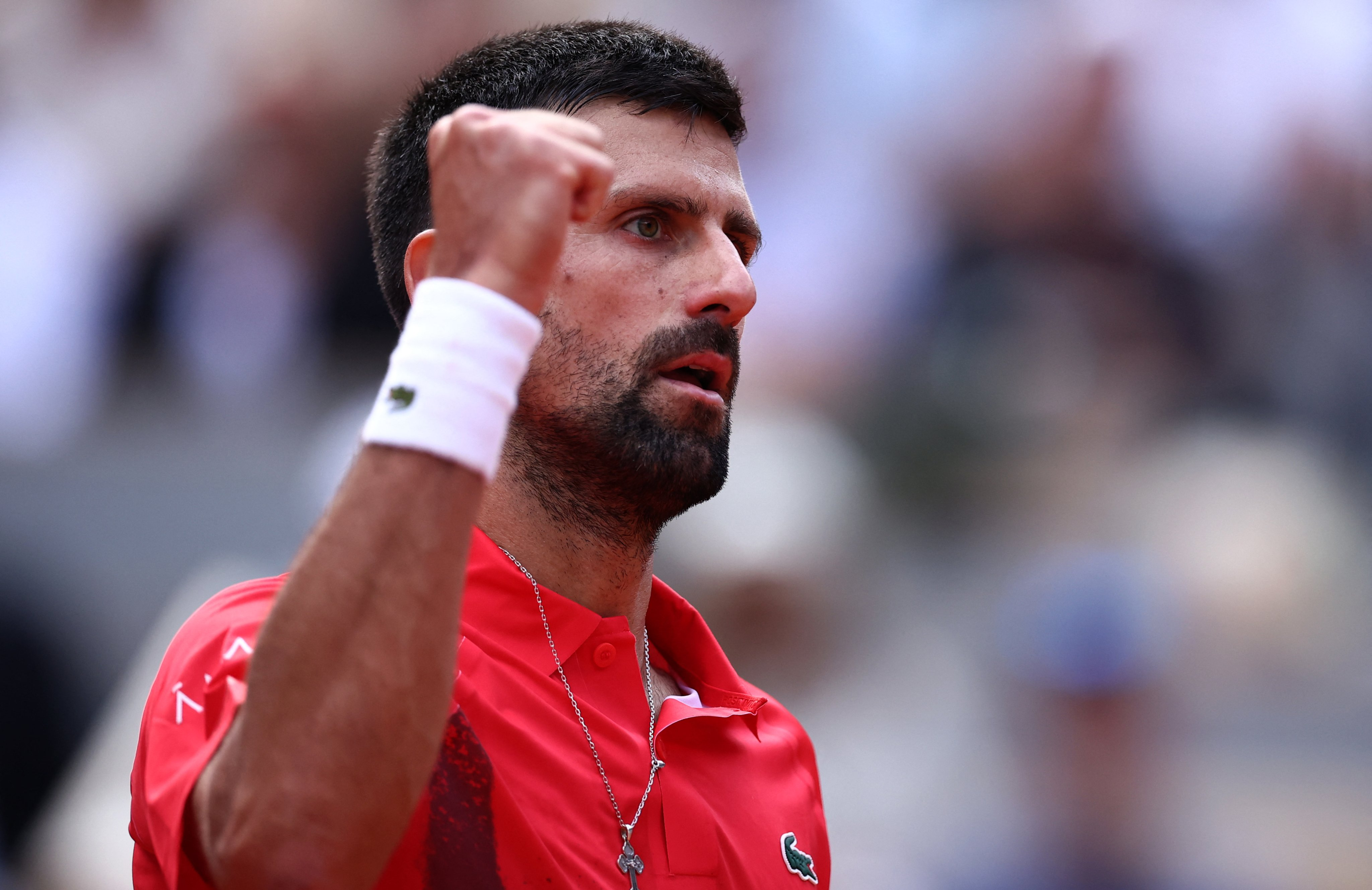 包含意大利网球队力克欧洲网球队，费德勒三分雨点燃全场的词条