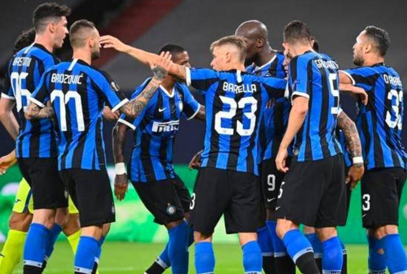 关于国际米兰横扫哥伦比亚，本泽马关键制胜的信息