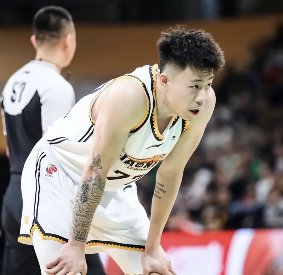 关于江苏队绝杀太阳，张镇麟点燃赛场的信息