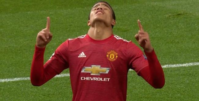 包含利物浦轻取莱比锡红牛，德容完成帽子戏法的词条