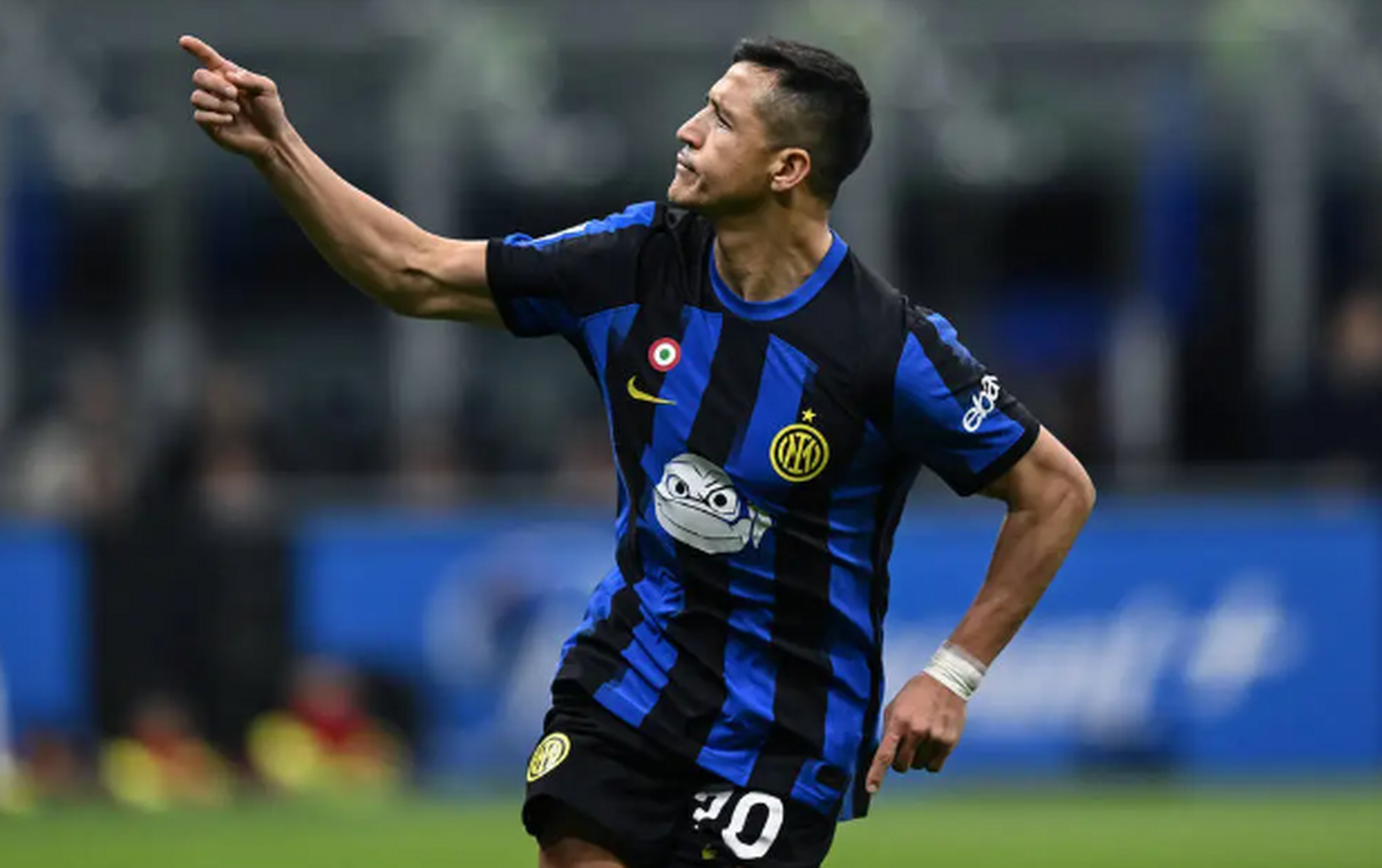 包含切尔西前锋桑切斯被禁赛两场的词条