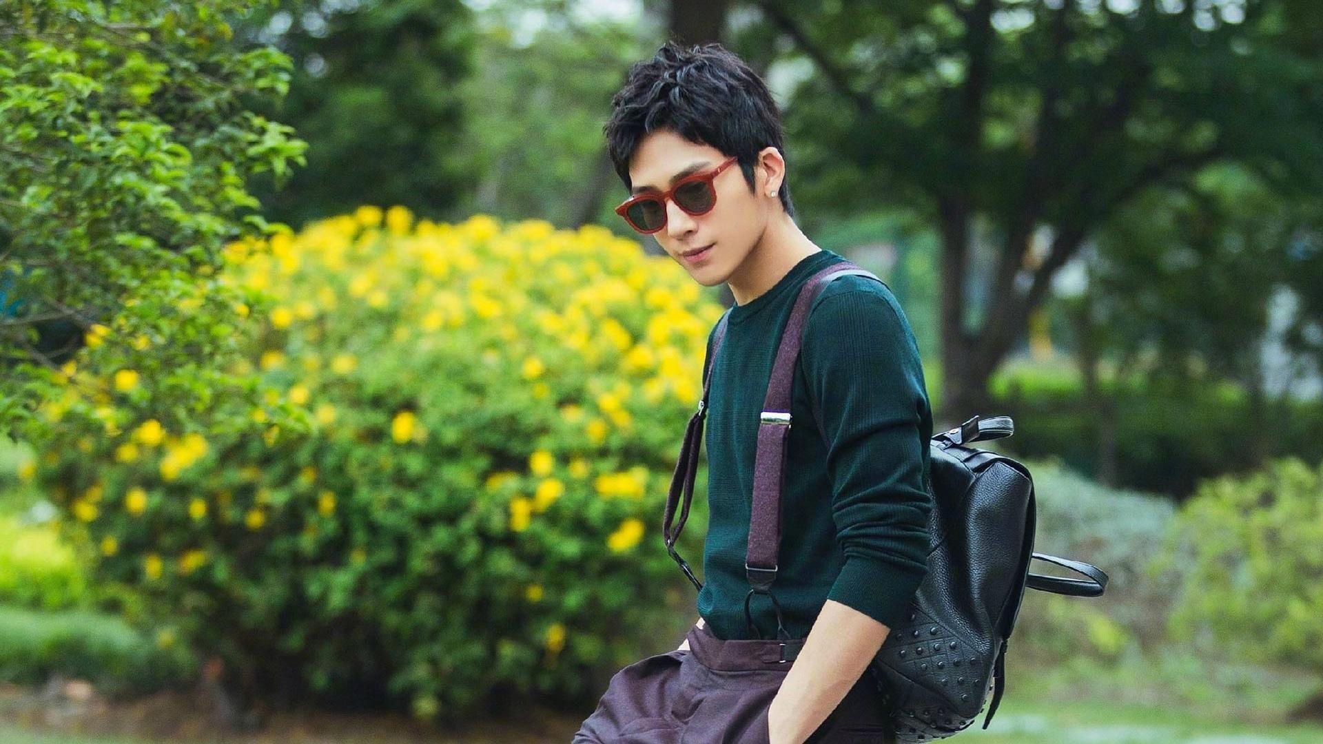 绿茵场上的封锁与爆发，当墨西哥战术冻结摩纳哥，德里赫特如何重定义现代后卫