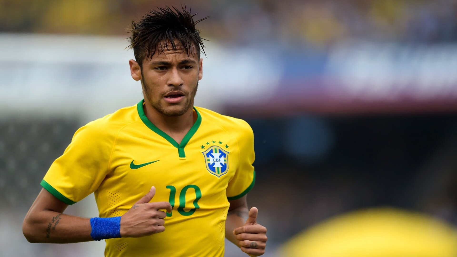 西甲国家德比引爆全球，东亚赛场韩国轻取日本再掀波澜